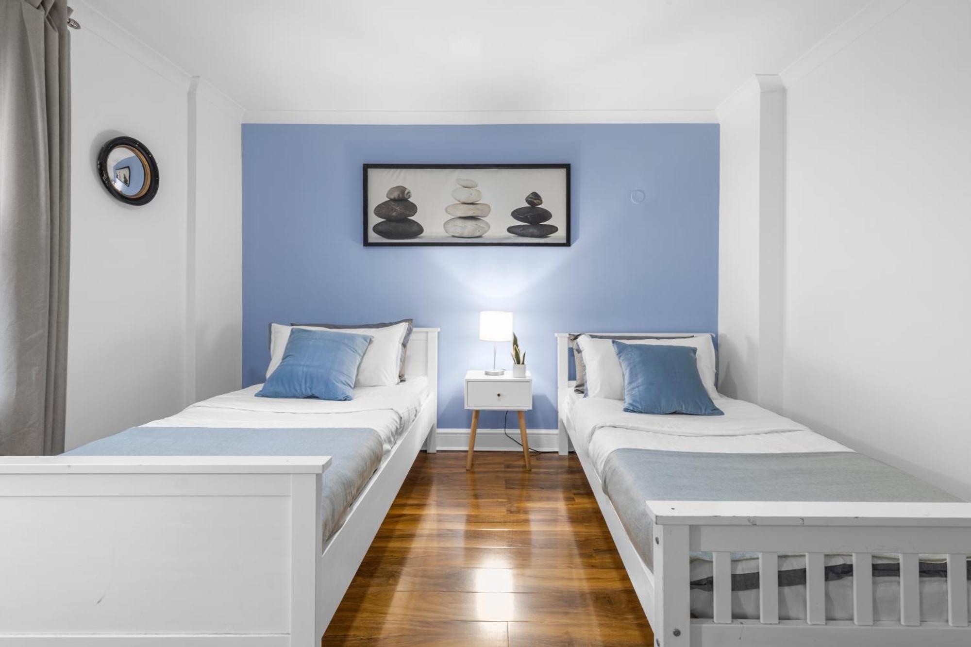 Appartamento Stylish 3-bed Smart Tv & Views 5min To Tube *